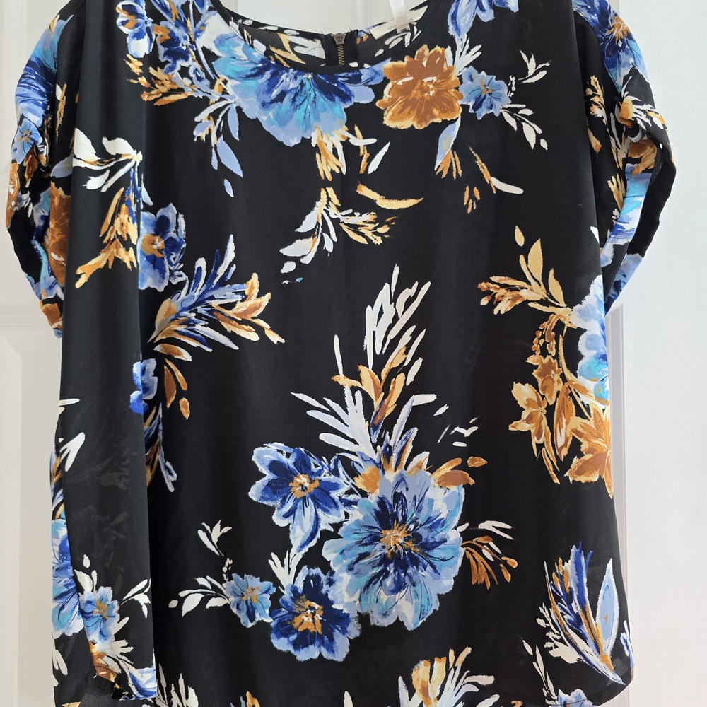 Maurices Boxy Blue and White Blouse